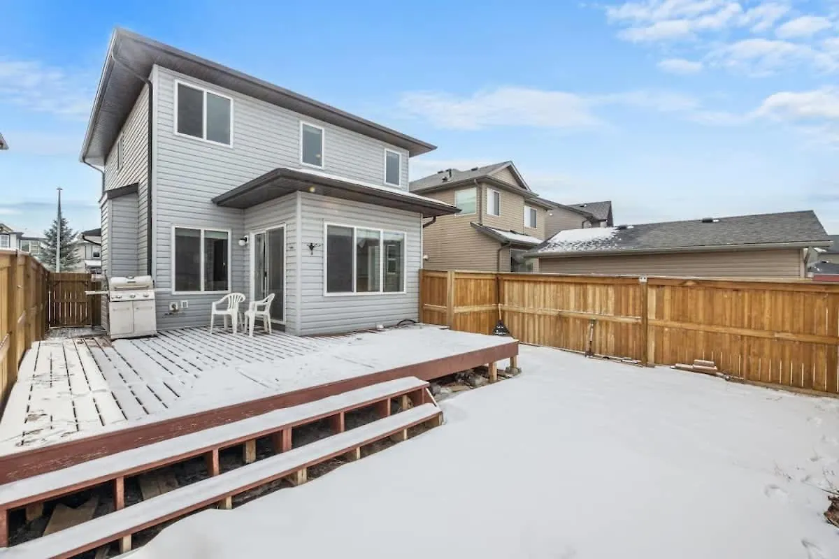 Holiday home The Trenta - 4Bd 3Ba 2 Kitchen Stunner Villa Calgary